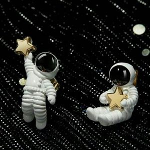 Little Spaceman earrings .925 ss posts